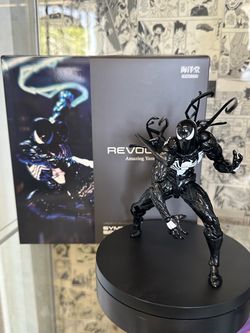 Revoltech Symbiote Spiderman