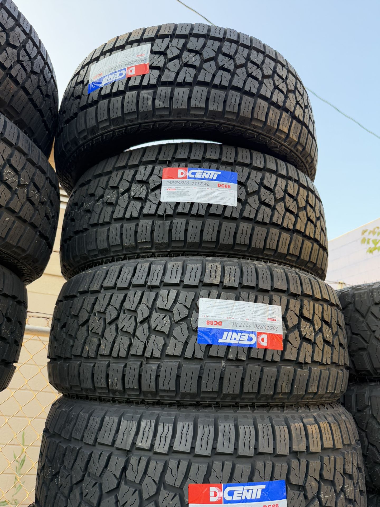 265 50 20 Vendo Un Set De Llantas Nuevas Con Garantía Marca Centi