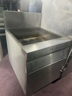 Dean 12424GN Commercial Flatbottom Deep Fryer