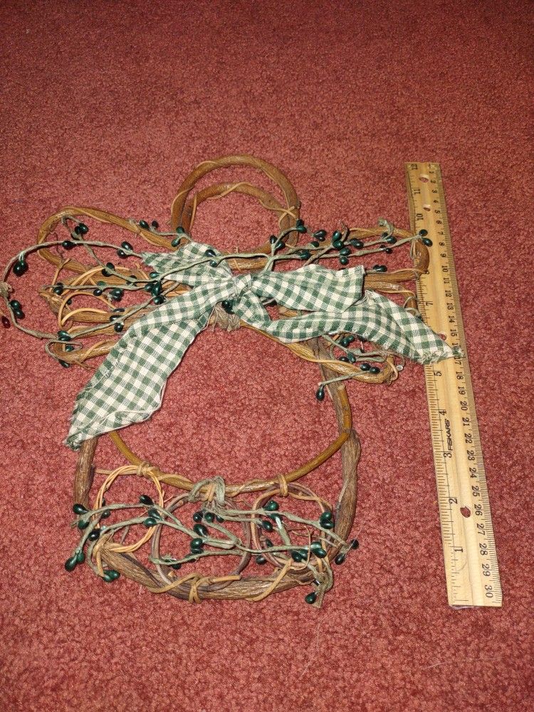 Wicker Angel $4