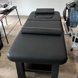Massage Table 