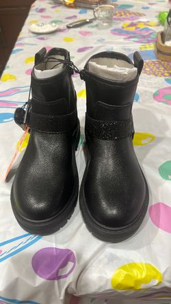 New girls boot size 1