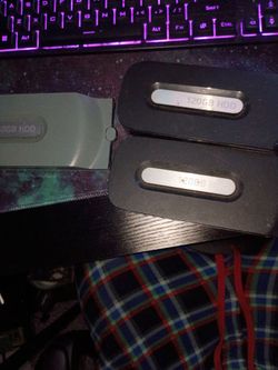 Xbox 360 2 120 gb hardrive and a 60gb harddrive