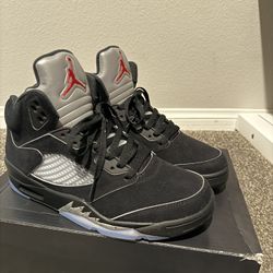 Jordan 5 Black Metallic 