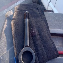 Tow Hook 