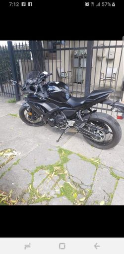 Moto Kawasaki ninja motor 600