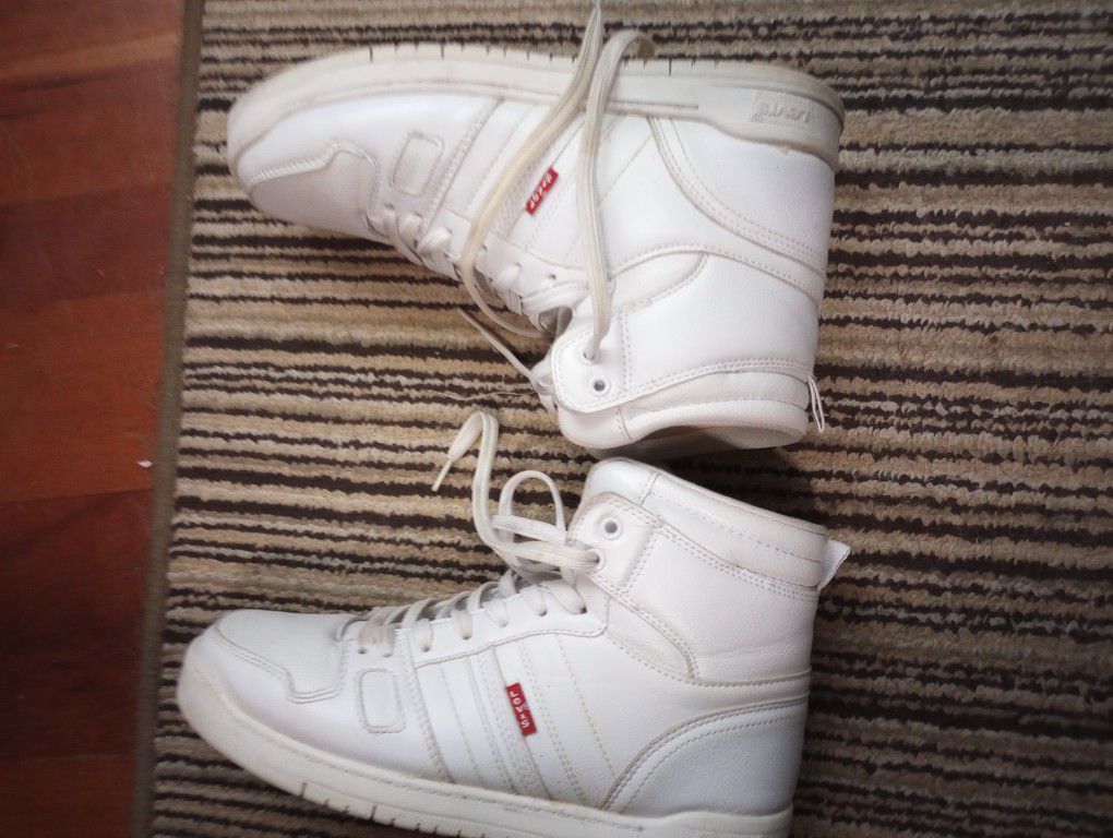 Women's Levi's High Top Sneakers Size 9