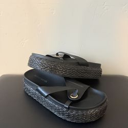 platform sandals 