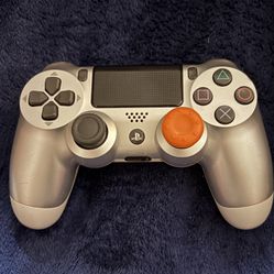 PS4 CONTROLLER