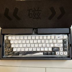 Brand New Polar 65 HE Magnetic computer RBG Keyboard