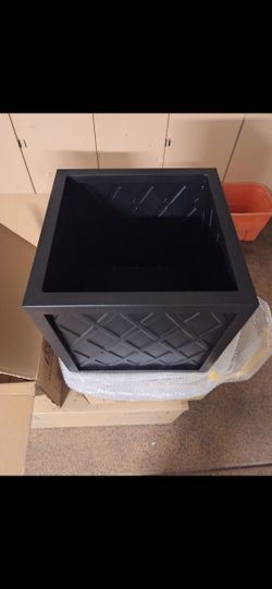 New Square Metal Planter