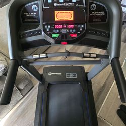 Horizon T202 Treadmill
