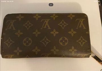 LV wallet