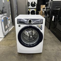 CLEARANCE!🔥 50% OFF - ELECTROLUX 4.5 cubic Front Load Washer,  Steam, ENERGY STAR in White 