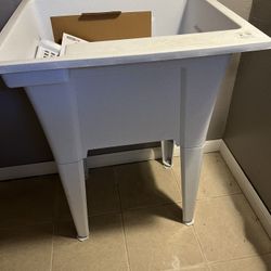 Rugged tub-Model B24 Utility Sink