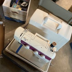 Broken Sewing Machine With Nice Case