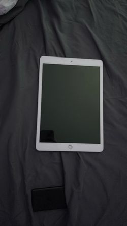 iPad for sale (cheapest offer)