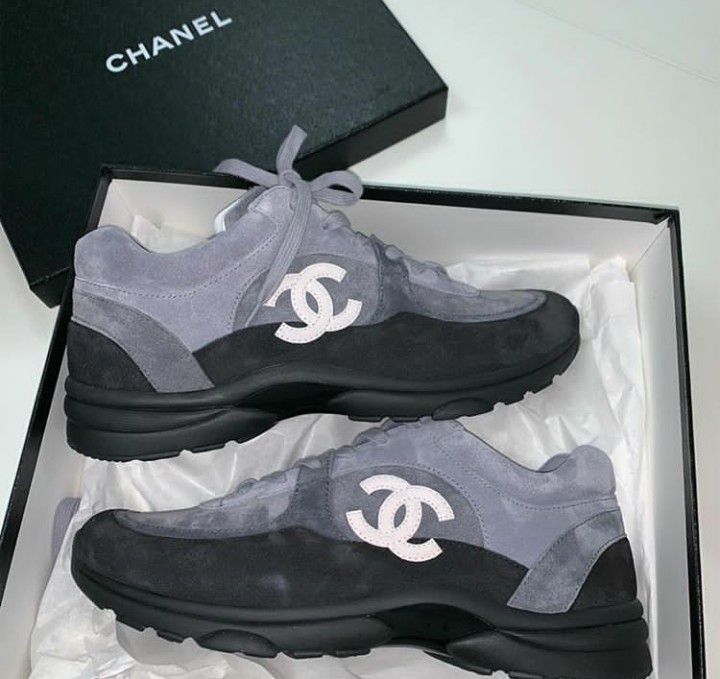 2019 CHANEL SUEDE TRAINERS