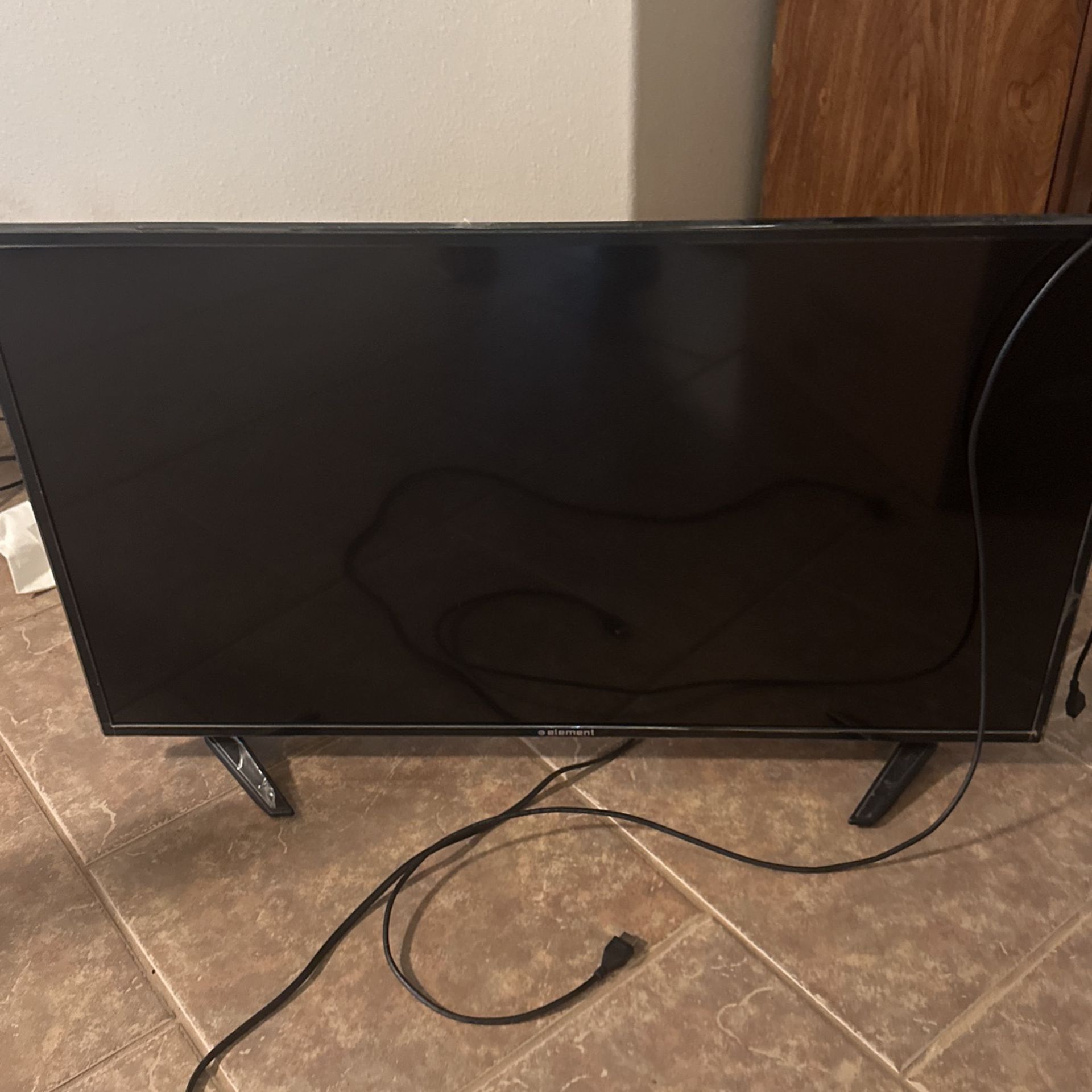 40 Inch Element TV