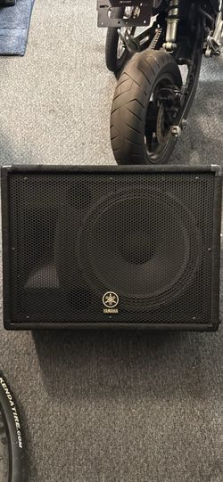 Yamaha Floor speaker