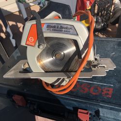 Black & Decker Saw