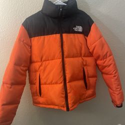 NORTH FACE PUFFER