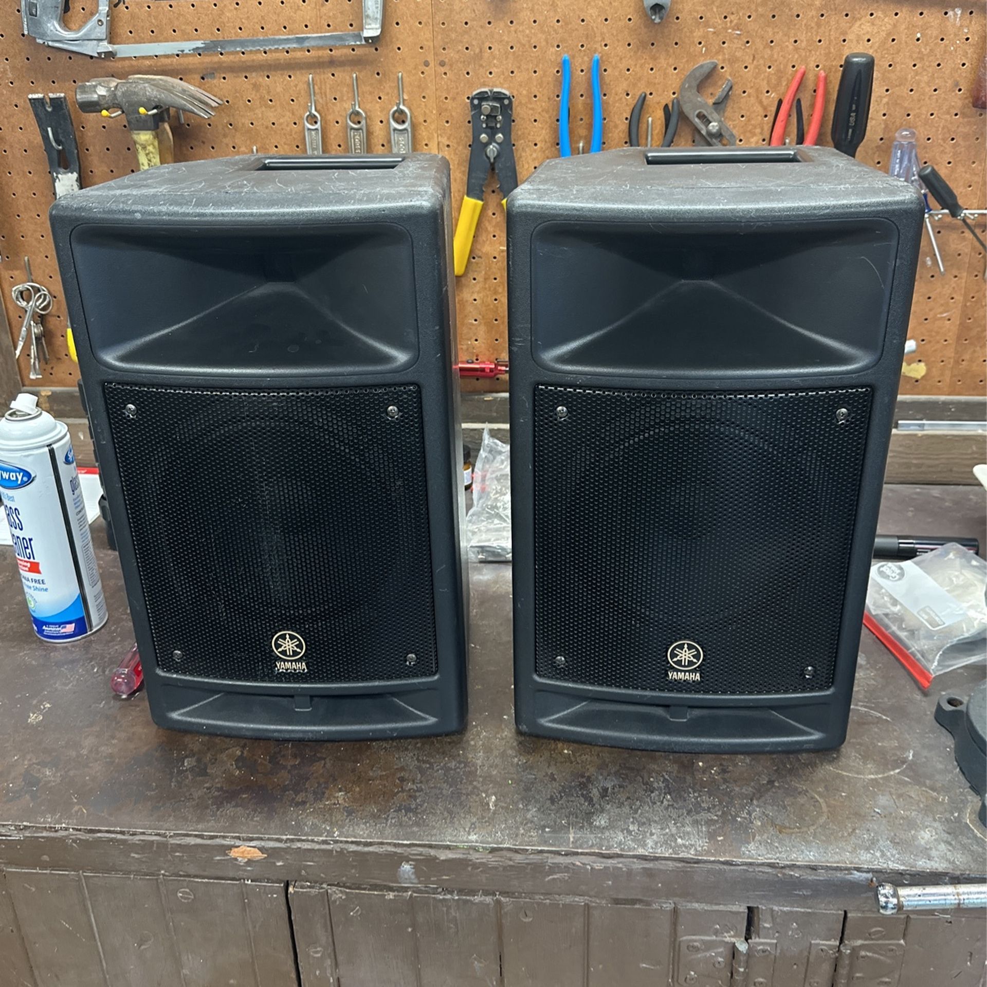 Yamaha Stagepas 300 Portable PA System Speakers for Sale in