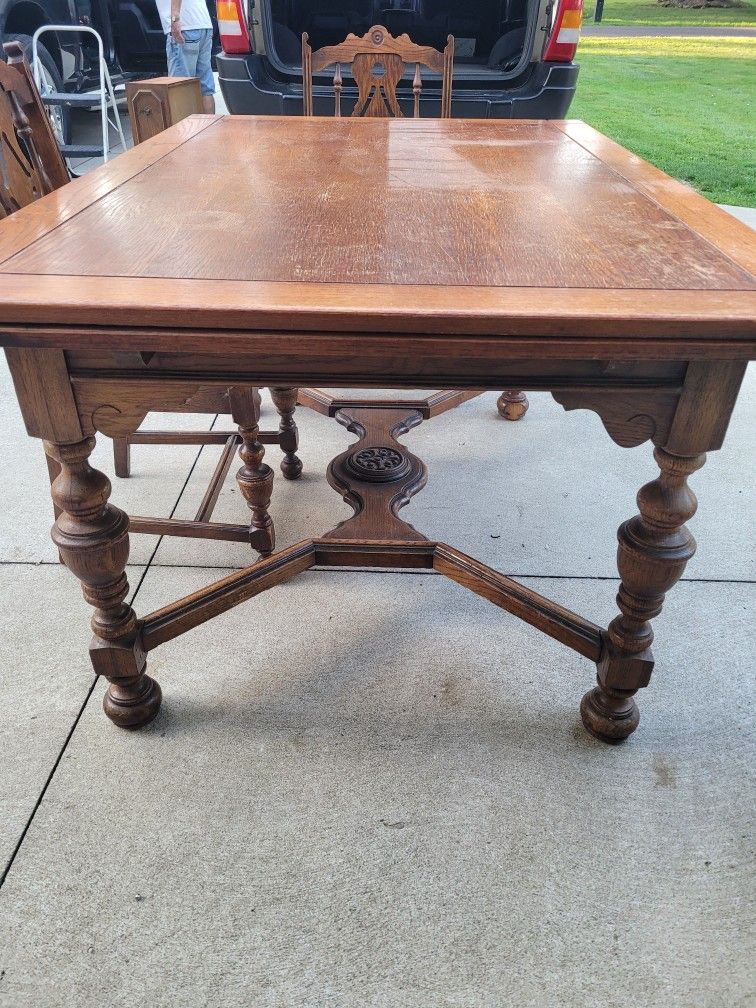 Antique Dining Room Tables For Sale