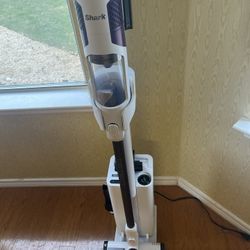 Sharp Vacuum Cleaner 
