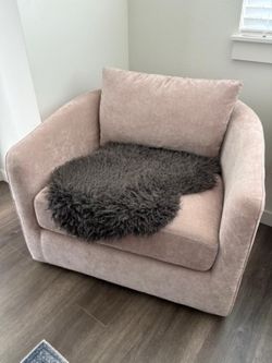 Pottery Barn ‘Remmy’ Swivel Lounge Chair