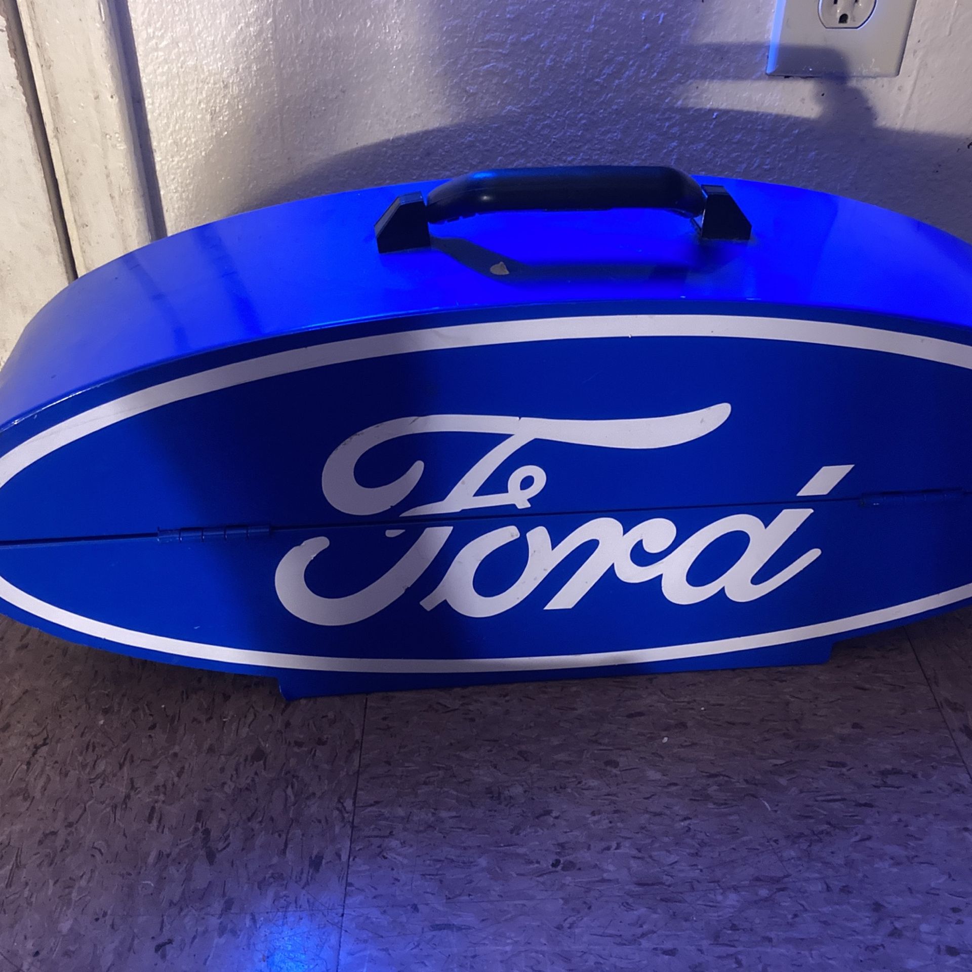 Ford Tool Box
