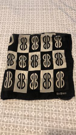 Bill Blass Scarf/ Black & White