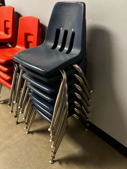 14" tall plastic kid chairs, x7