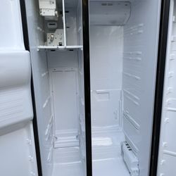 Samsung Side-by-Side Refrigerator – 24.8 cu ft 🥶