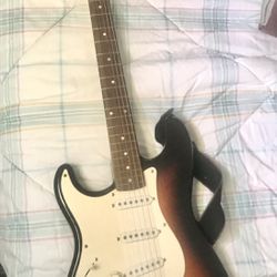 strat SQUIRE: (LEFT HAND) - ELECTRIC GUITAR 