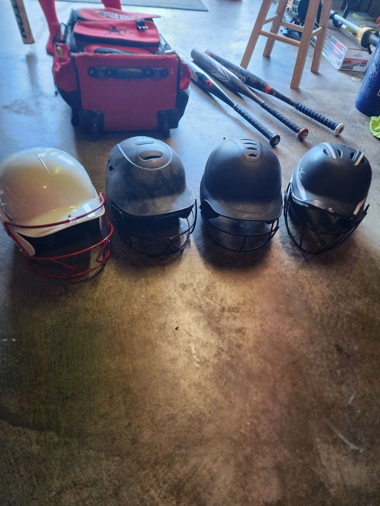 Womens Softball Gear