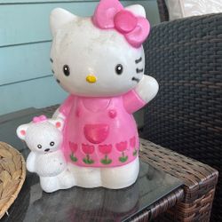 Hello Kitty piggy bank