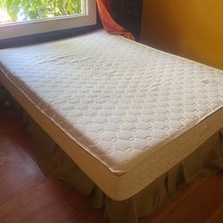 Queen SavvyRest Organic Latex Mattress
