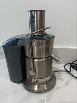 Breville Stainless Steel Centrifugal Juicer