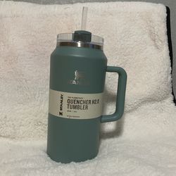 Stanley Cup 64oz 