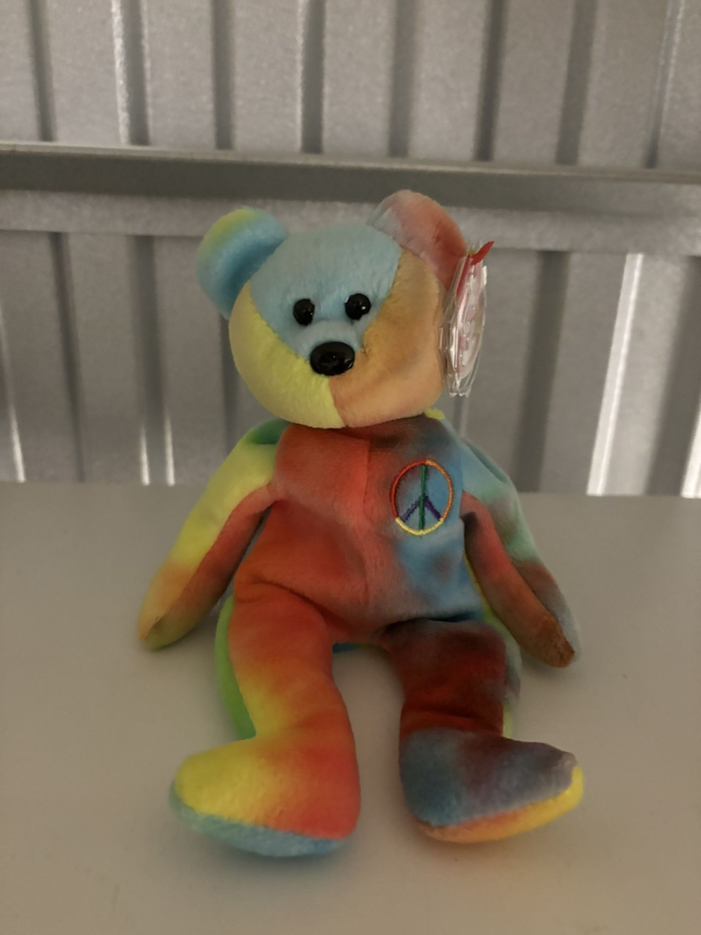 Ty Beanie Babies: Peace (Red & Blue Belly)