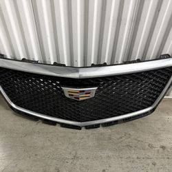 2020 - 2024 CADILLAC XT5 GRILLE OEM