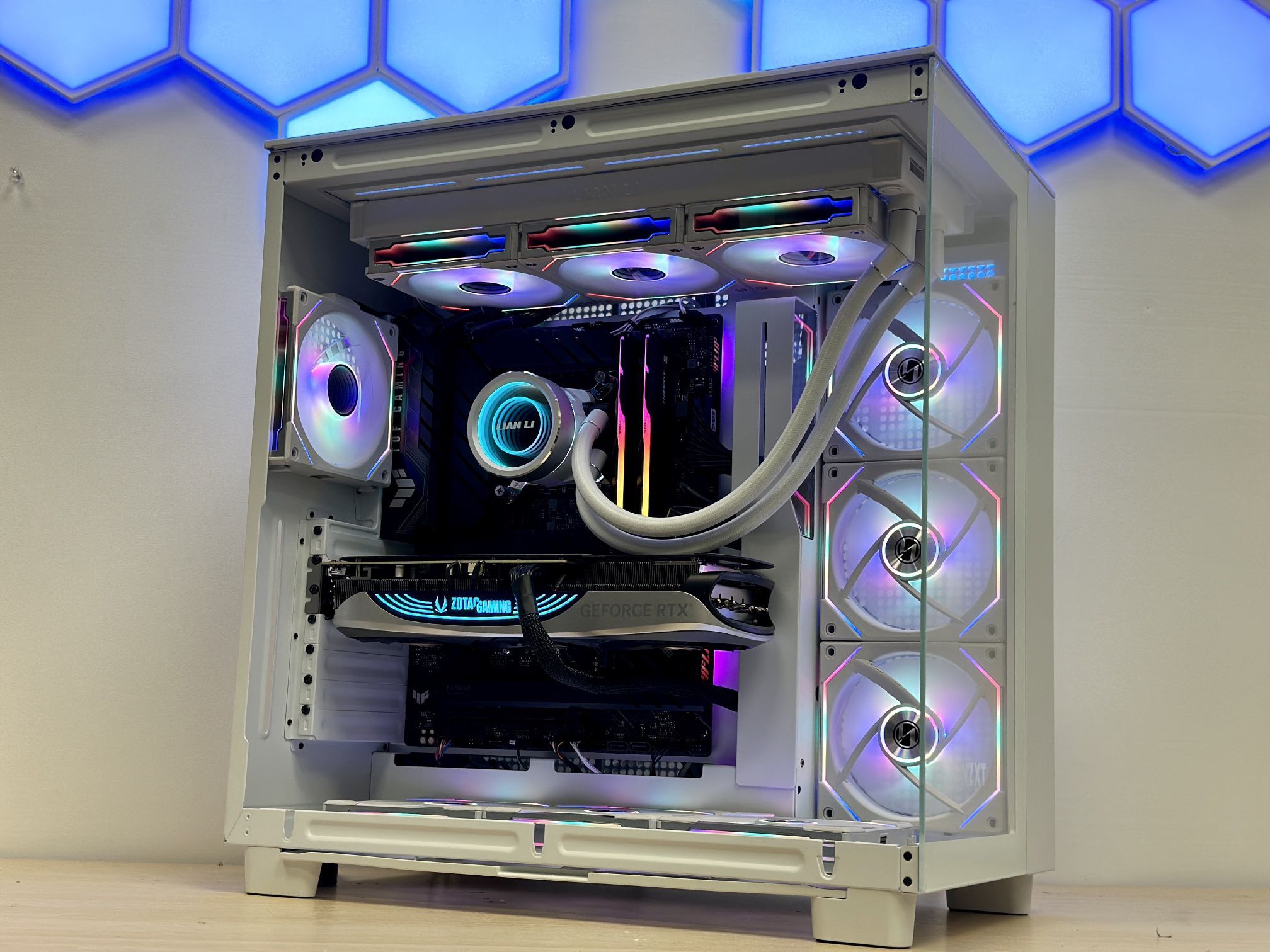 🦊 FOX 71 🦊 FOX GAMING & WORKING | PC | DESKTOP | TOWER | RIG | Intel Core Ultra 7-265K | NVIDIA RTX 5070 | 32 GB DDR5 RAM | 2 TB SSD | WIN 11.