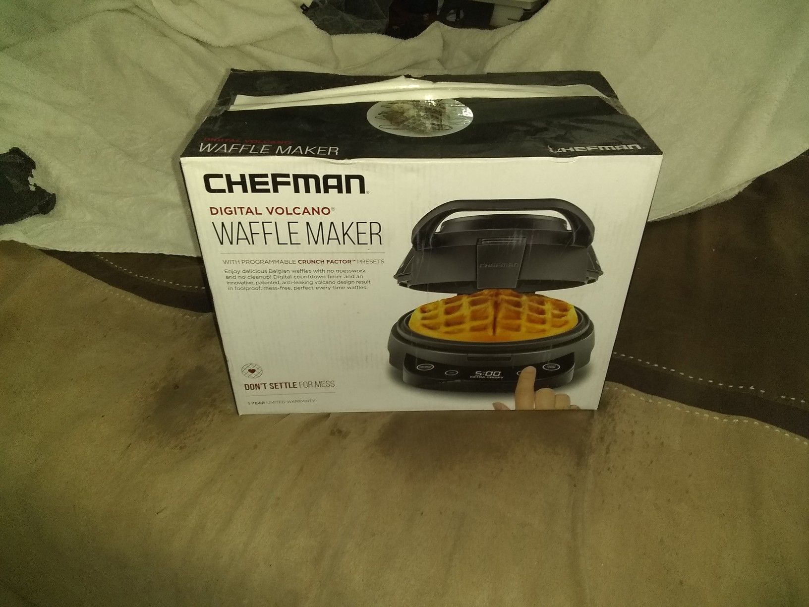 CHEFMAN WAFFLE MAKER