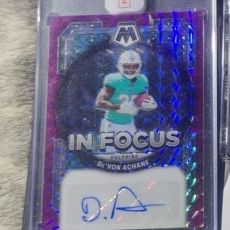 Devon Achane In Focus Rookie Auto/49!