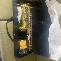 Saxofón Mendini  By Cecilio