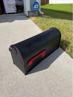 Black Metal Mailbox