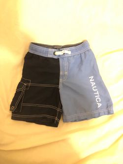 Boys Nautica shorts size 4T (small)