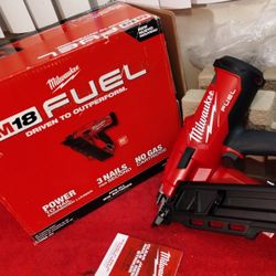 M18 Milwaukee Fuel 30 ° Framing Gun Tool Only $$275