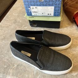 Size 8.5 New Slip on Black Shoes.simply Vera By Vera Wang.originally $60 Asking $35 Or Best Reasonable Offer 